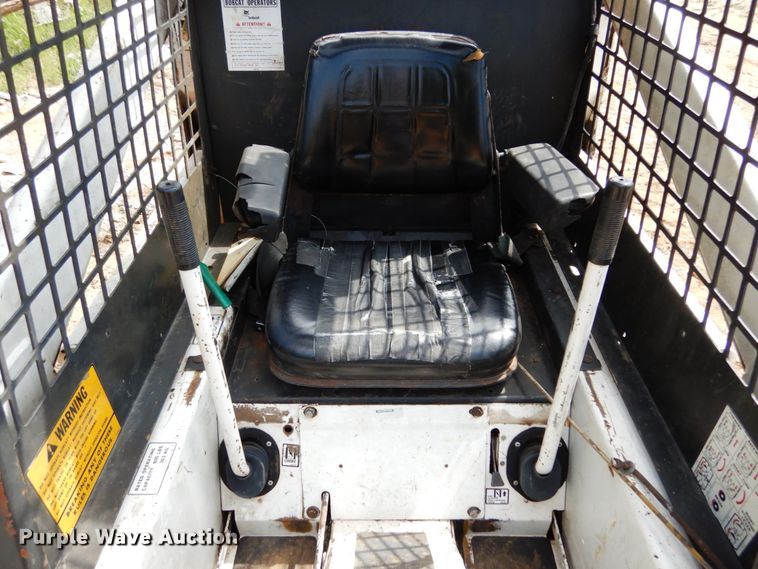 image for item KI9665 1979 Bobcat 530  skid steer loader