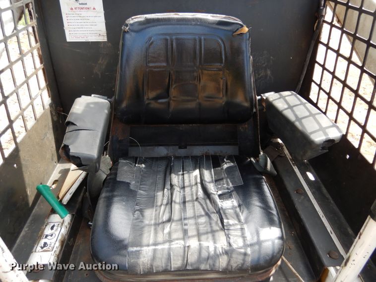 image for item KI9665 1979 Bobcat 530  skid steer loader