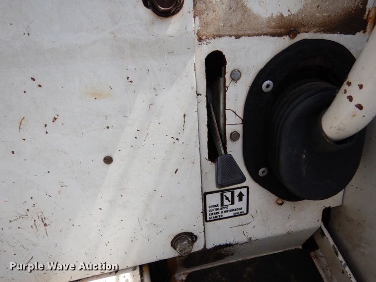 image for item KI9665 1979 Bobcat 530  skid steer loader