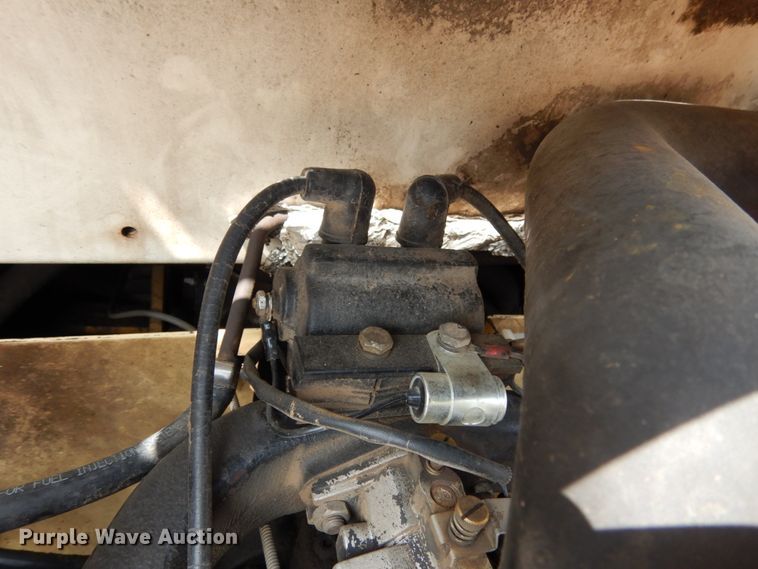 image for item KI9665 1979 Bobcat 530  skid steer loader