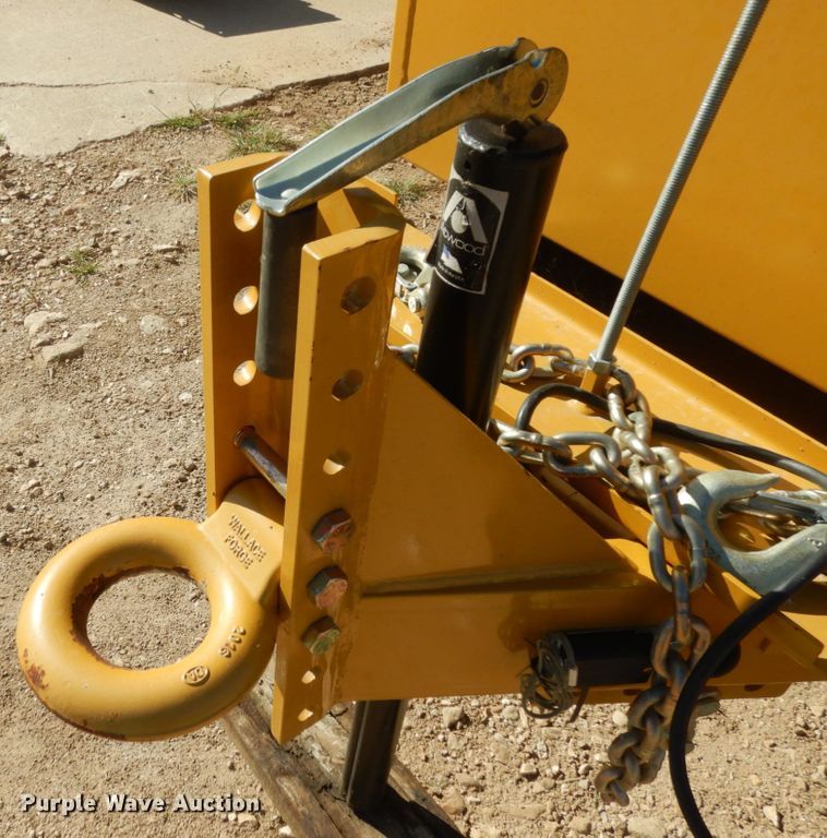 image for item KI9686 Seal-rite  seal coat trailer