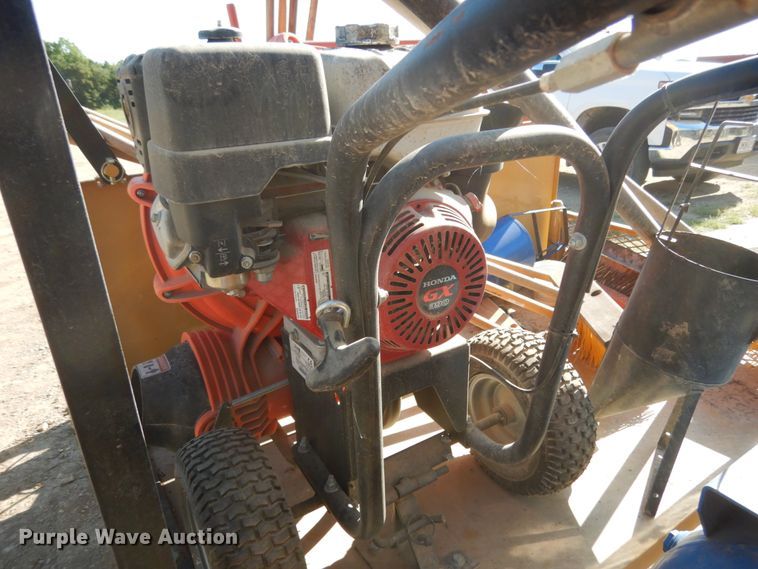 image for item KI9686 Seal-rite  seal coat trailer