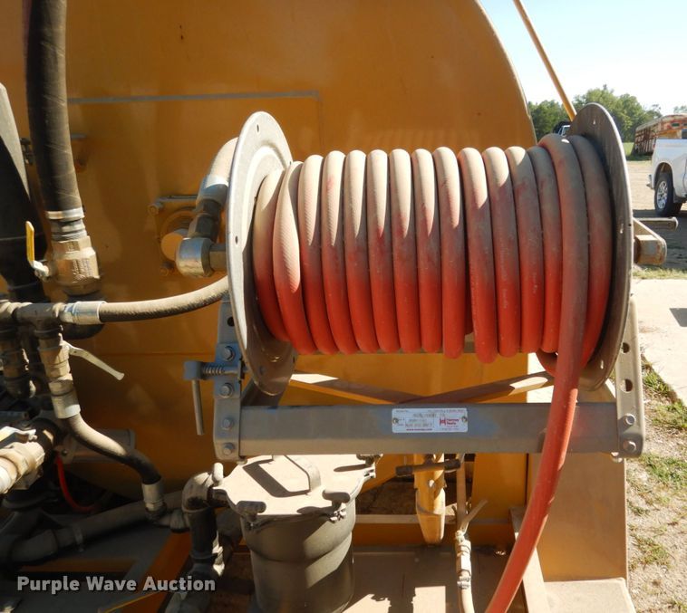 image for item KI9686 Seal-rite  seal coat trailer