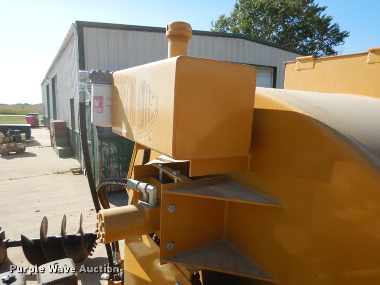 image for item KI9686 Seal-rite  seal coat trailer