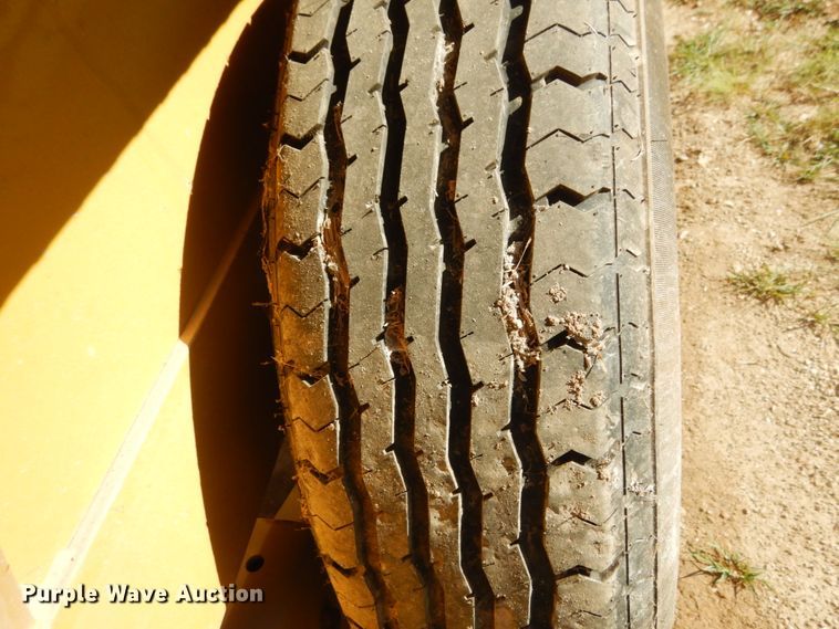 image for item KI9686 Seal-rite  seal coat trailer