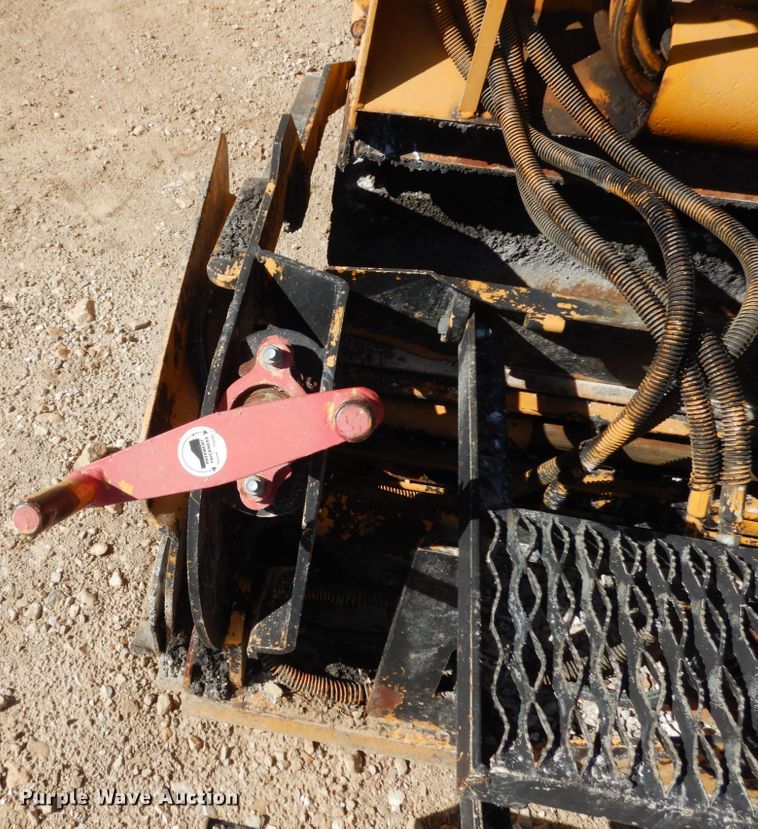 image for item KI9687 Mauldin 690F  paver