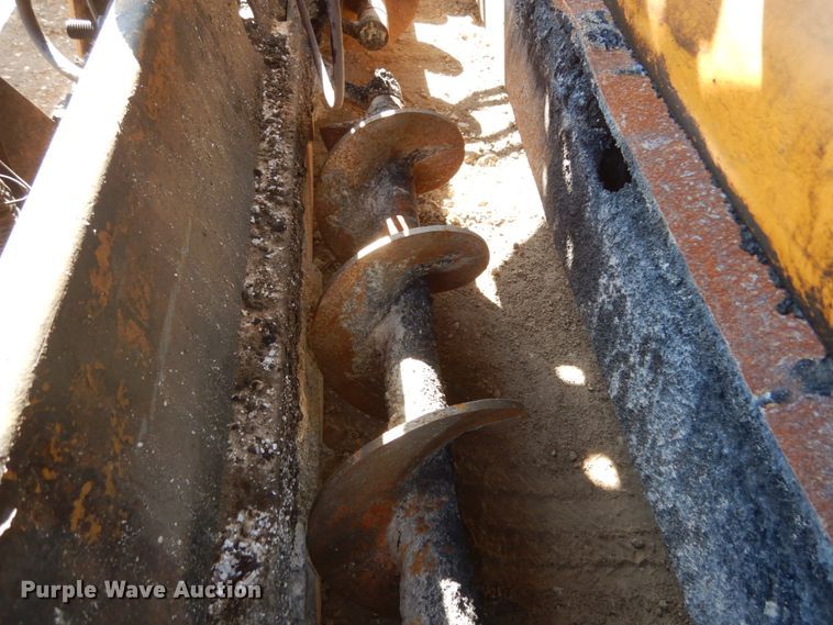 image for item KI9687 Mauldin 690F  paver