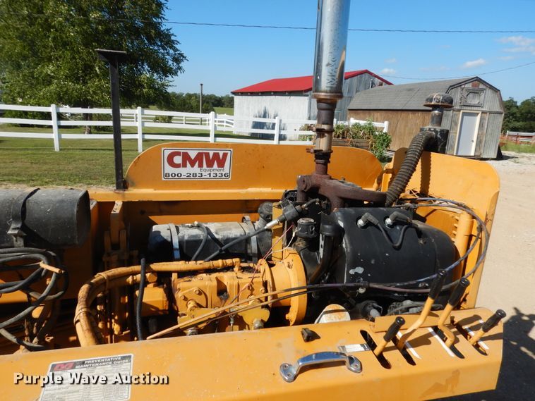 image for item KI9687 Mauldin 690F  paver