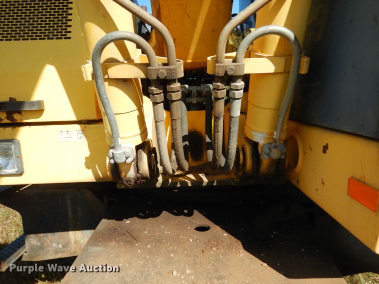 image for item KI9688 New Holland EW160  wheeled excavator