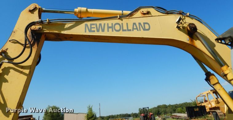 image for item KI9688 New Holland EW160  wheeled excavator