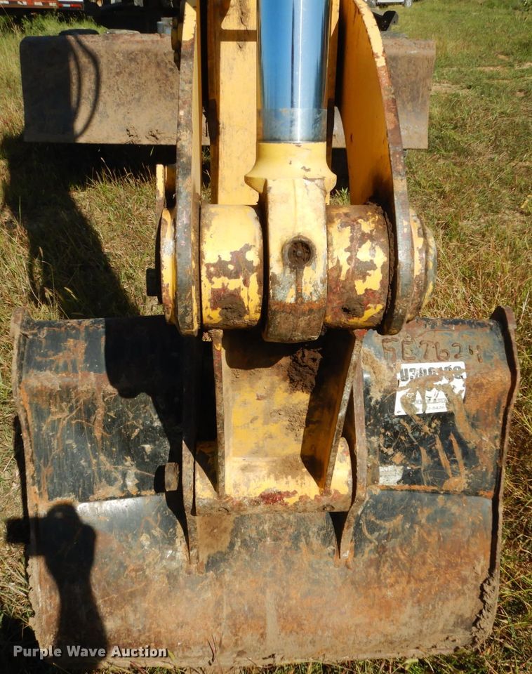 image for item KI9688 New Holland EW160  wheeled excavator