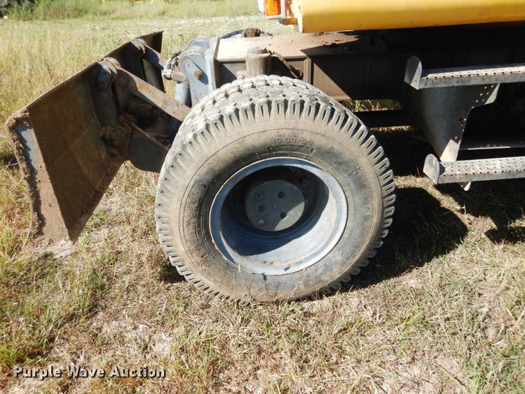 image for item KI9688 New Holland EW160  wheeled excavator