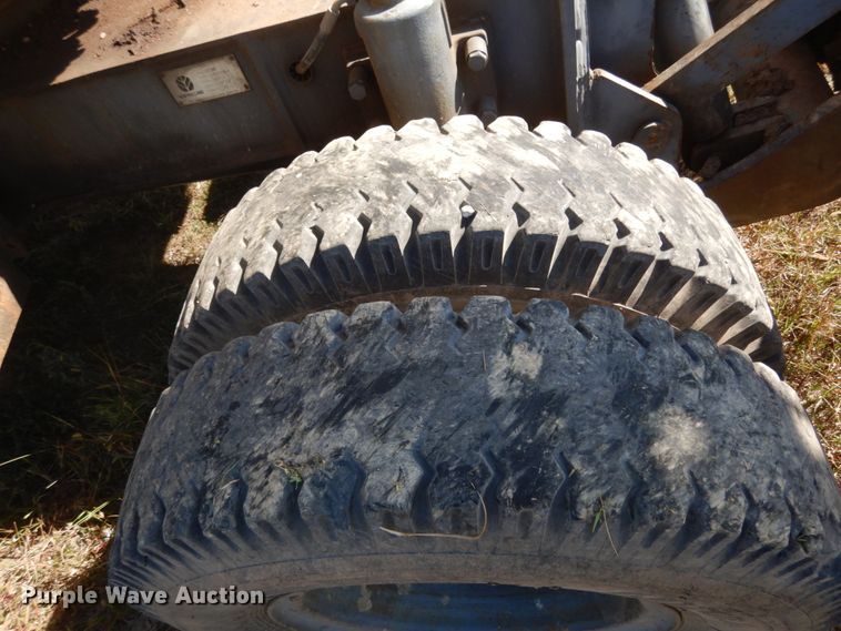 image for item KI9688 New Holland EW160  wheeled excavator