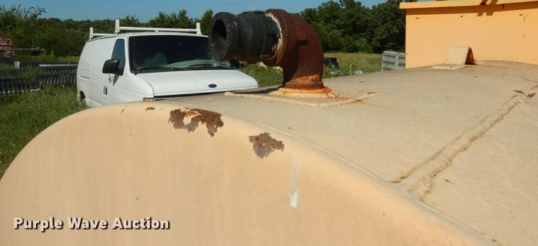 image for item KI9689 Seal coat tank