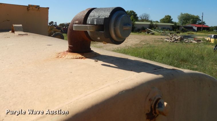 image for item KI9689 Seal coat tank