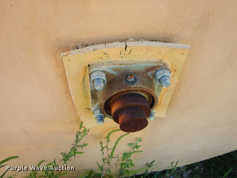 image for item KI9689 Seal coat tank