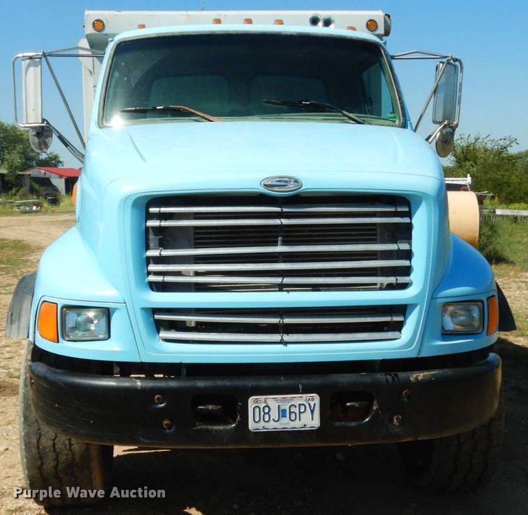image for item KI9690 1999 Sterling LT8513  dump truck