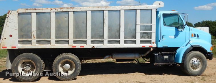 image for item KI9690 1999 Sterling LT8513  dump truck