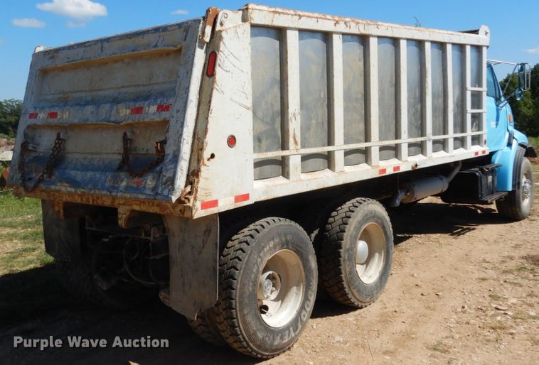 image for item KI9690 1999 Sterling LT8513  dump truck