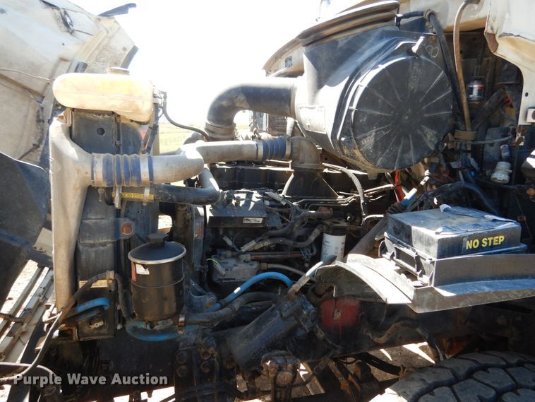 image for item KI9690 1999 Sterling LT8513  dump truck