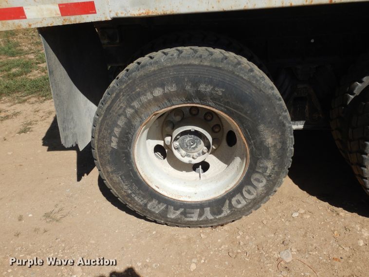 image for item KI9690 1999 Sterling LT8513  dump truck