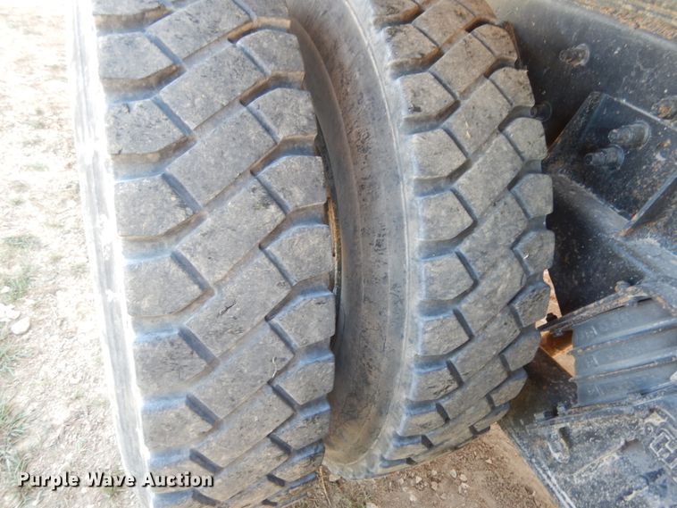 image for item KI9690 1999 Sterling LT8513  dump truck