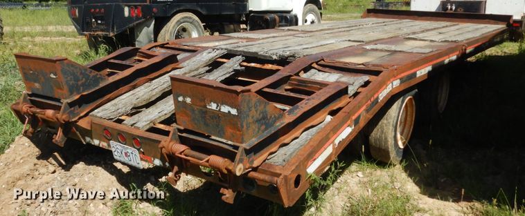 image for item KI9691 2004 Interstate  equipment trailer