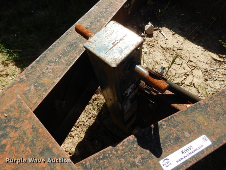 image for item KI9691 2004 Interstate  equipment trailer