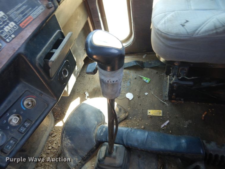 image for item KI9692 1997 Peterbilt 385  utility / service truck