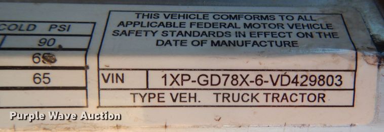 image for item KI9692 1997 Peterbilt 385  utility / service truck