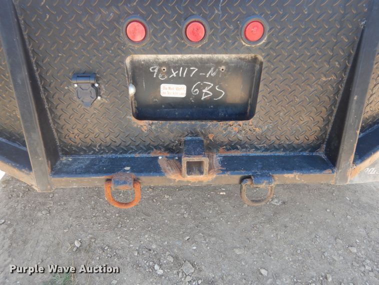 image for item KI9693 1999 International 4700  flatbed truck