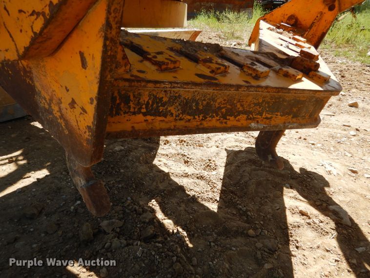 image for item KI9694 1980 Caterpillar 120G  motor grader