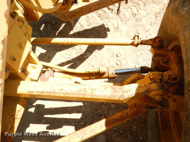 image for item KI9694 1980 Caterpillar 120G  motor grader