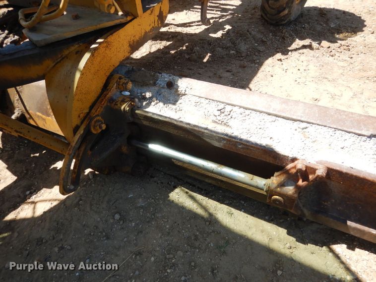 image for item KI9694 1980 Caterpillar 120G  motor grader