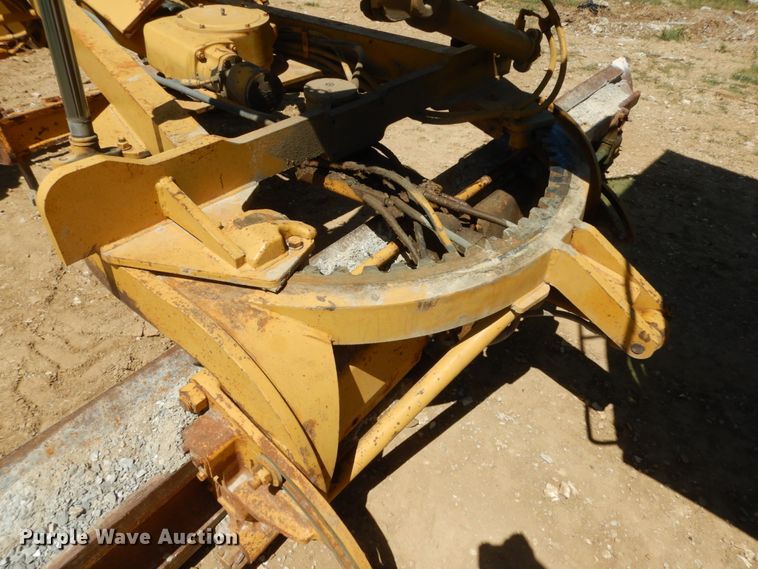 image for item KI9694 1980 Caterpillar 120G  motor grader