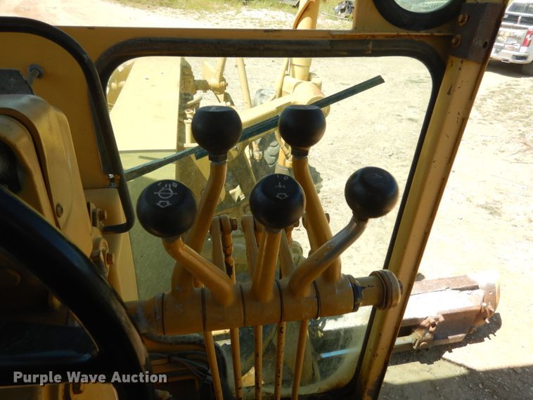 image for item KI9694 1980 Caterpillar 120G  motor grader