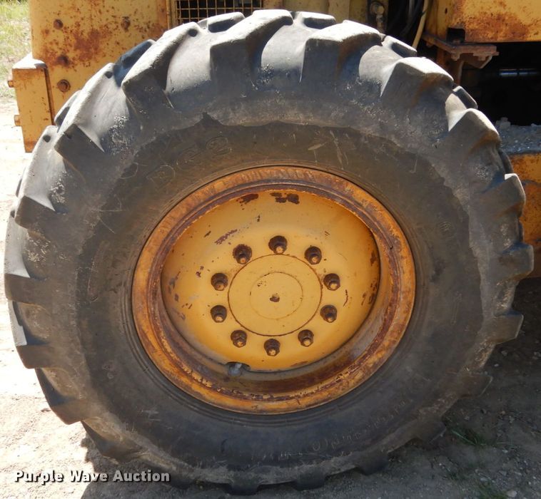 image for item KI9694 1980 Caterpillar 120G  motor grader