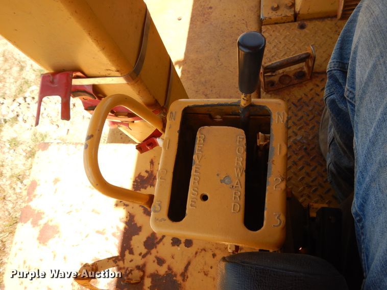 image for item KI9695 1978 Caterpillar D8K  dozer