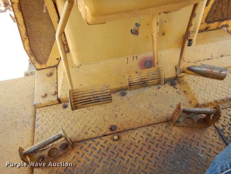 image for item KI9695 1978 Caterpillar D8K  dozer