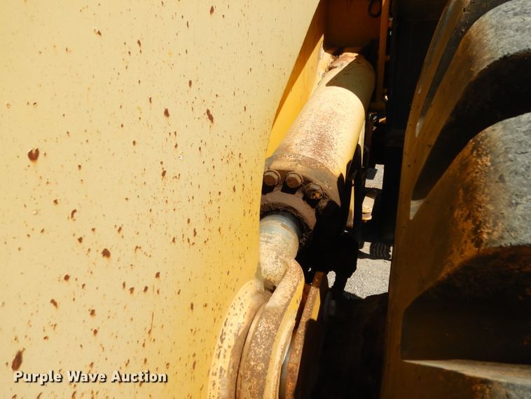 image for item KI9696 2000 Komatsu WA450  wheel loader