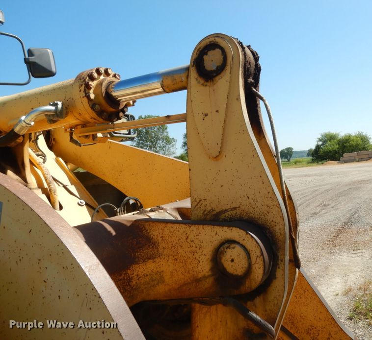 image for item KI9696 2000 Komatsu WA450  wheel loader