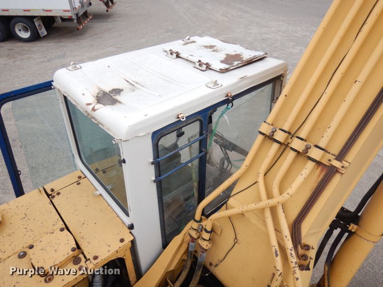 image for item KK9044 1991 Komatsu PC300LC-5L  excavator