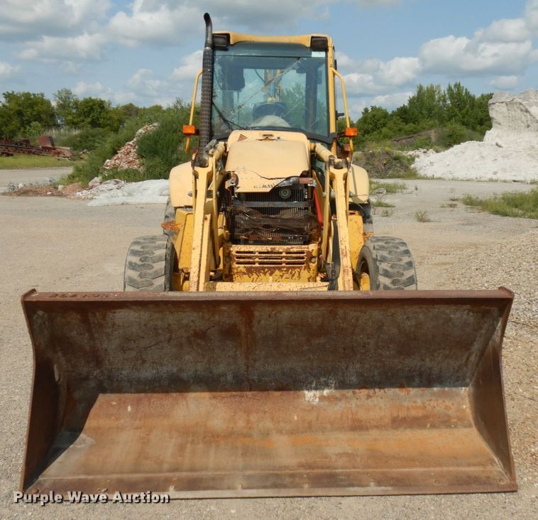 image for item KK9046 2000 Komatsu WB140  backhoe