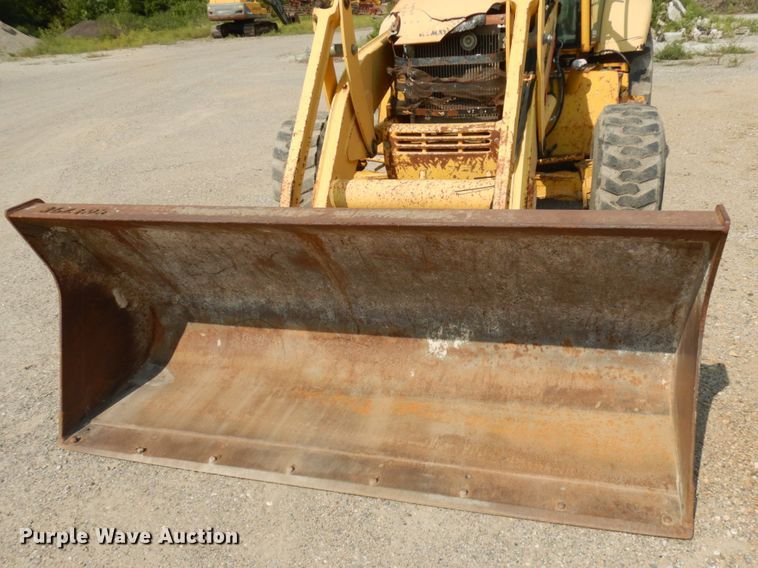 image for item KK9046 2000 Komatsu WB140  backhoe