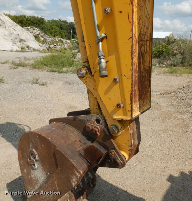 image for item KK9046 2000 Komatsu WB140  backhoe