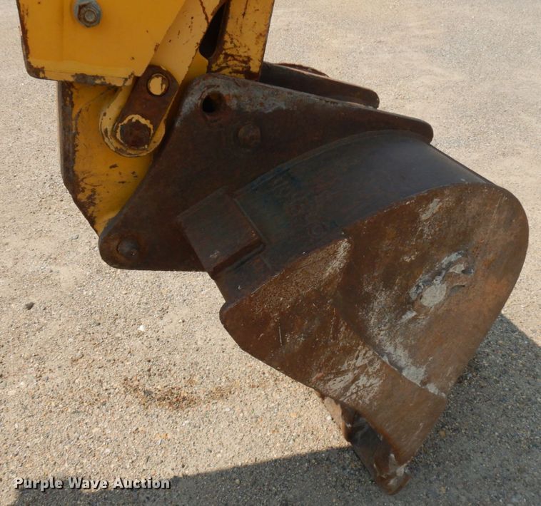image for item KK9046 2000 Komatsu WB140  backhoe