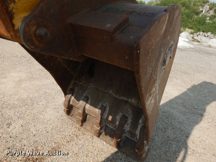 image for item KK9046 2000 Komatsu WB140  backhoe