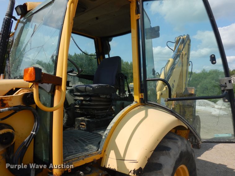 image for item KK9046 2000 Komatsu WB140  backhoe