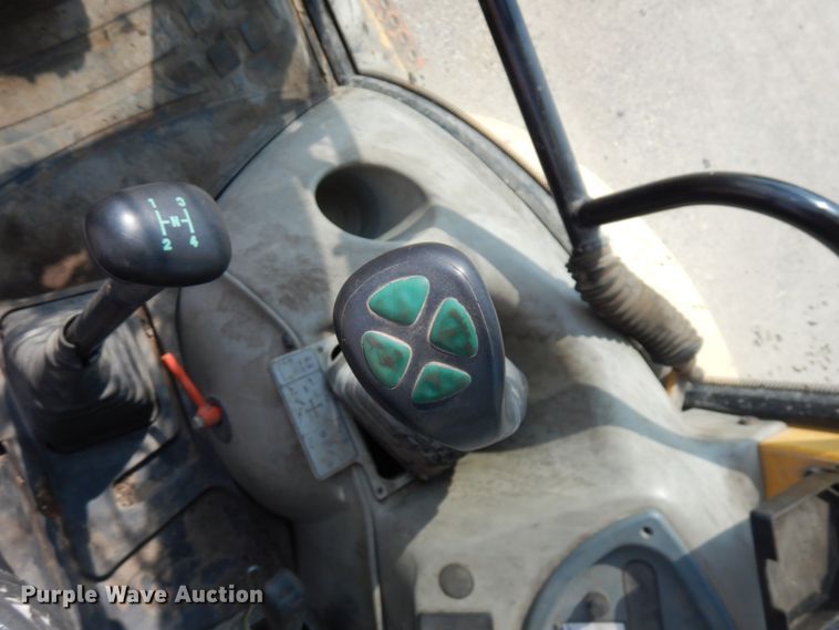 image for item KK9046 2000 Komatsu WB140  backhoe