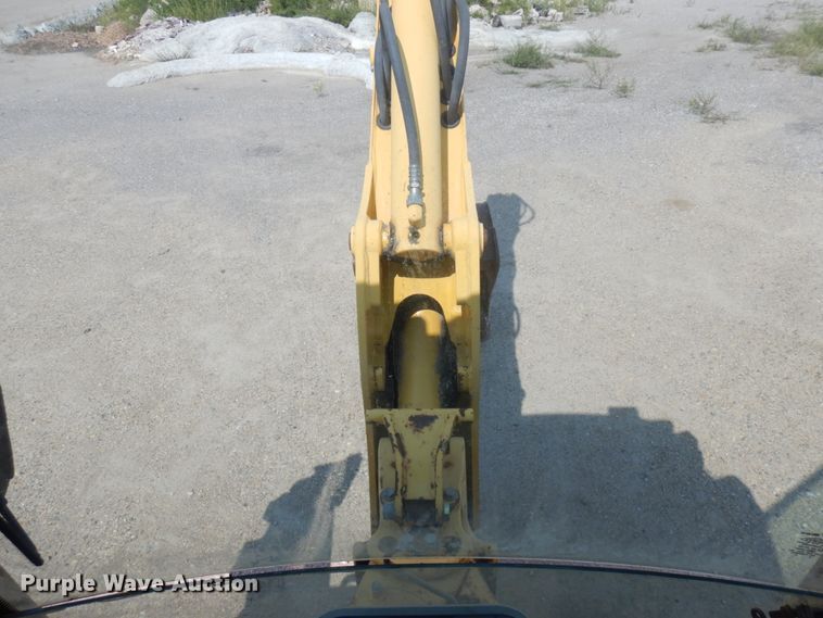 image for item KK9046 2000 Komatsu WB140  backhoe